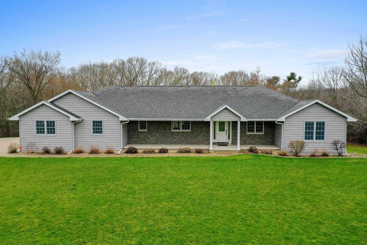 3522 Sand Acres Drive - Photo 1