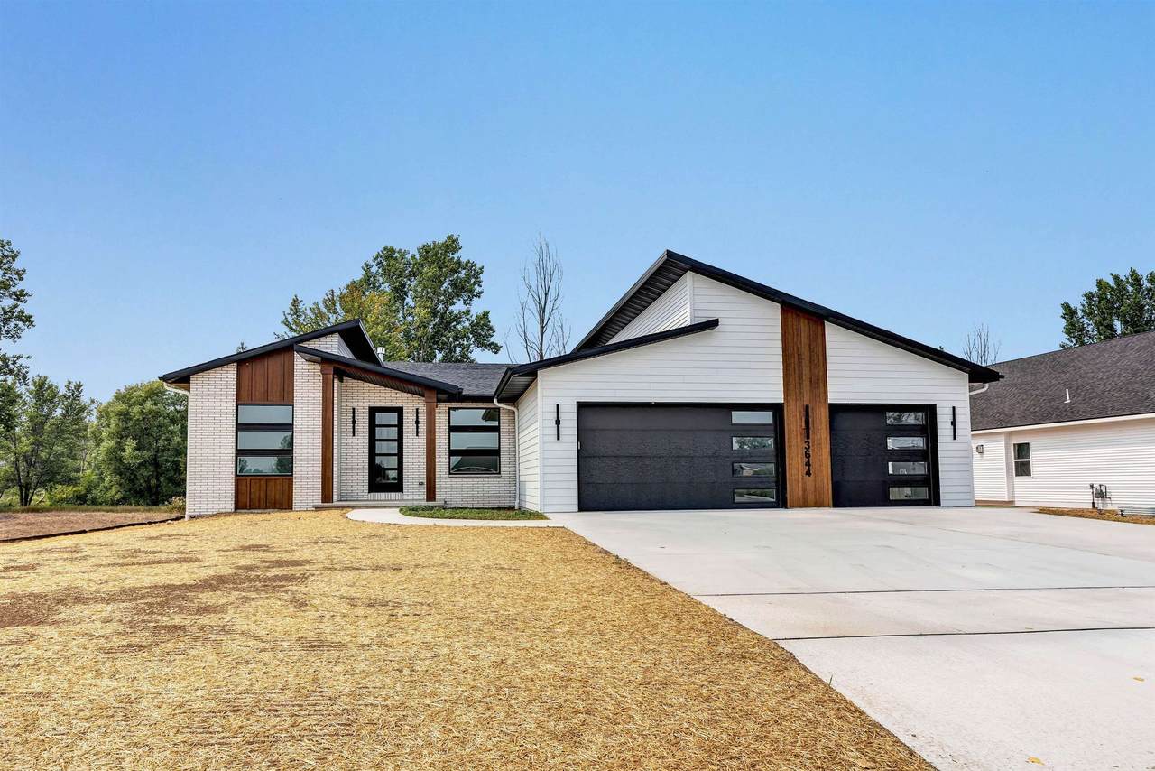 3644 Hank Avenue - Photo 1