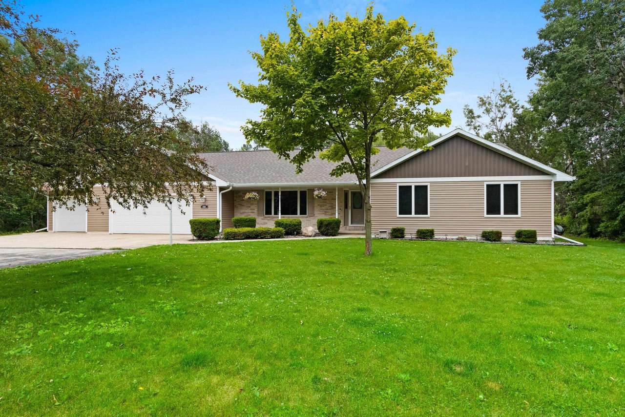 658 Majestic Oak Court - Photo 1