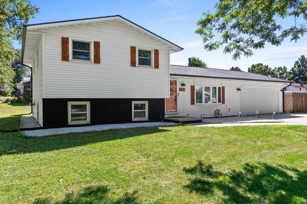 1015 Aphrodite Road - Photo 1