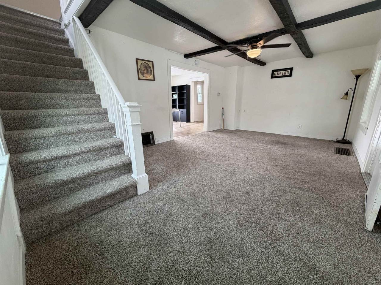 208 1ST Street - Photo 1