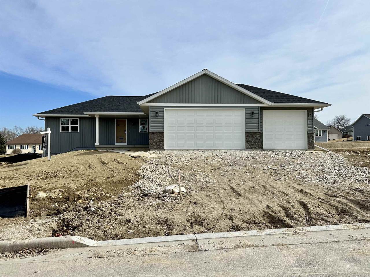 341 Leona Way - Photo 1