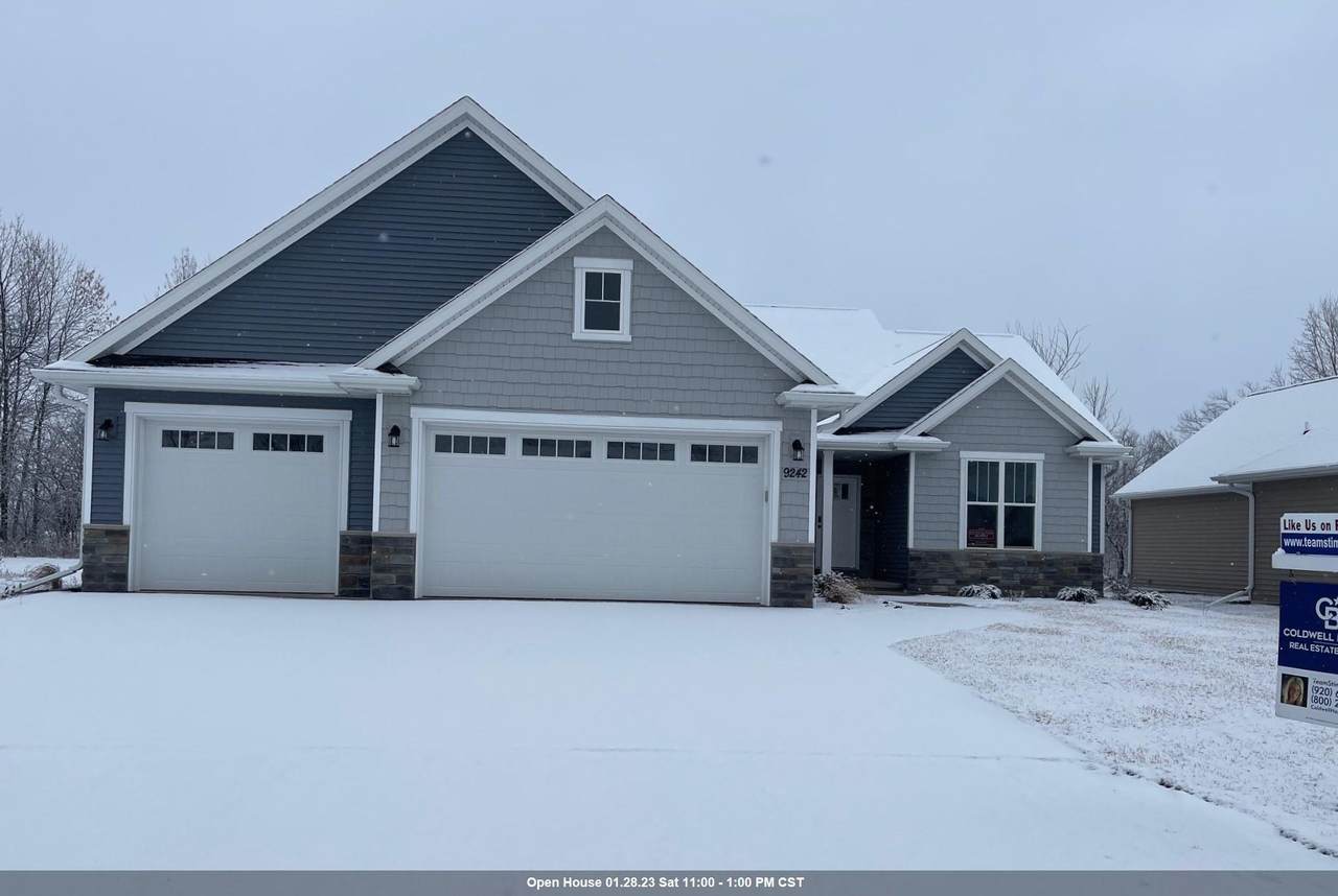 N9242 Constellation Drive - Photo 1