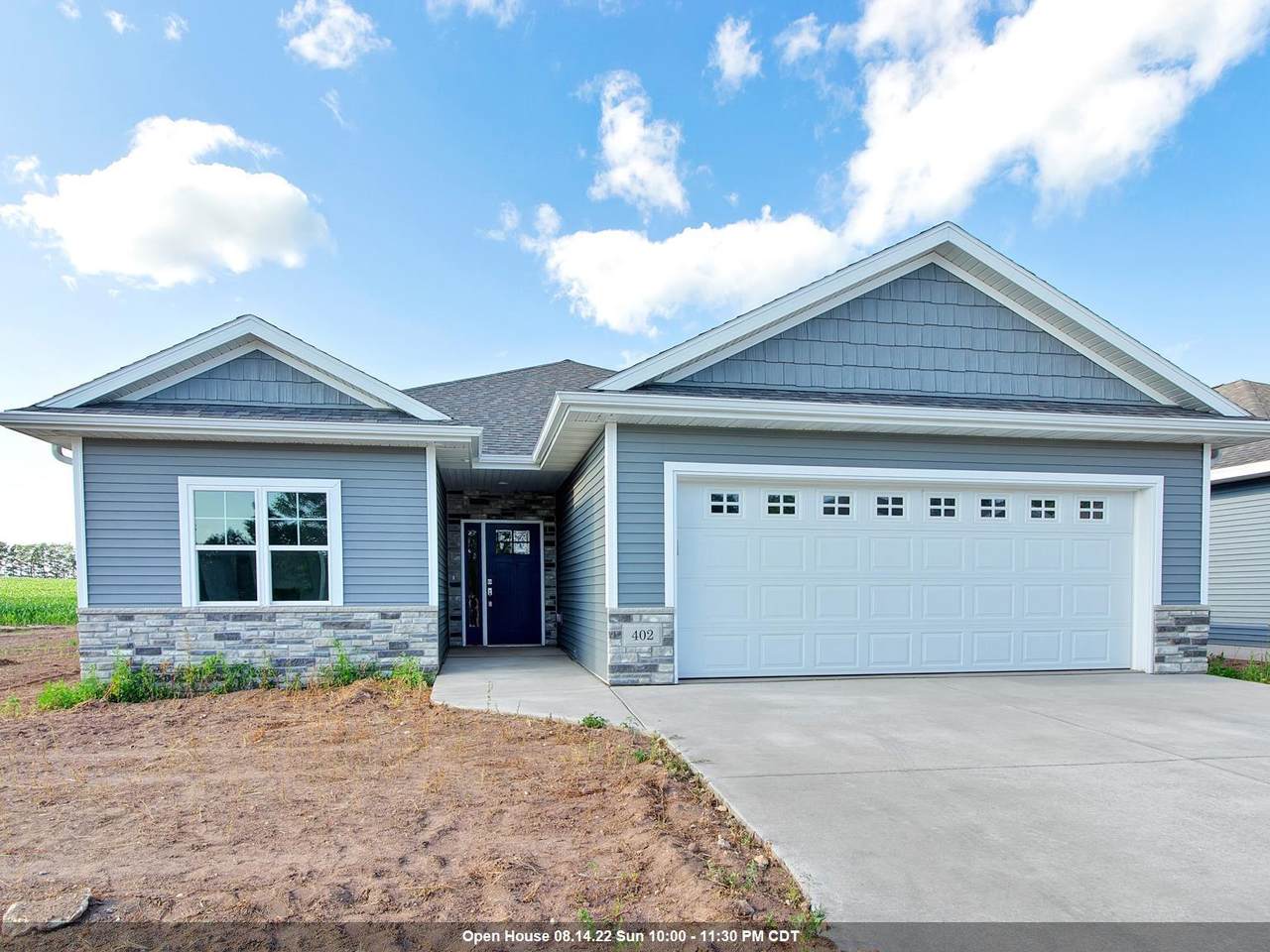 402 Toms Way - Photo 1
