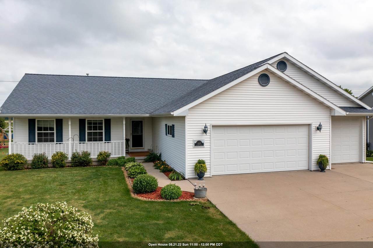 1135 Barbary Lane - Photo 1