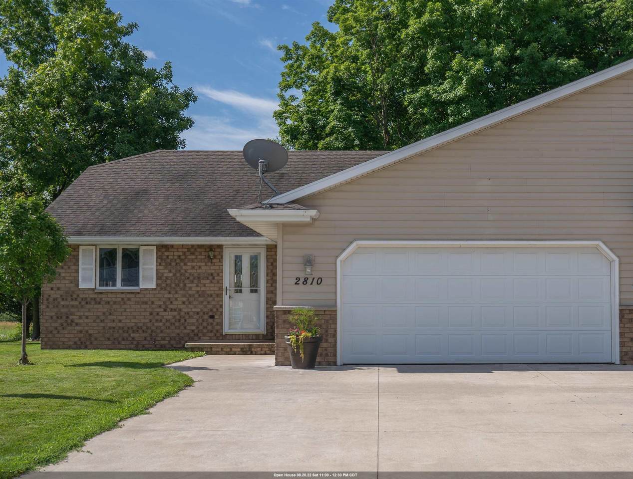 2810 Fieldstone Court - Photo 1