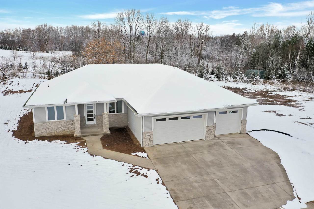 1235 Crescent Hill - Photo 1