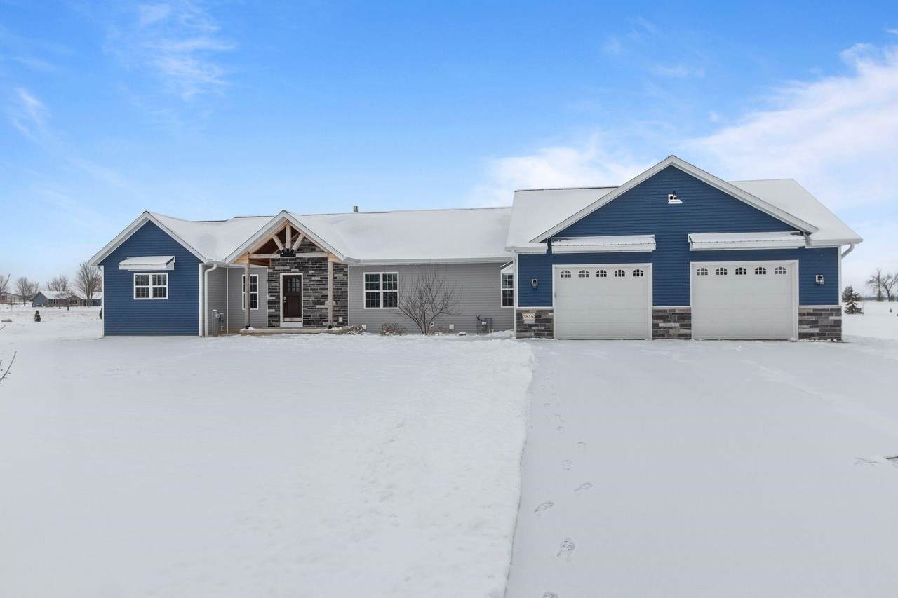 3815 Stonewall Drive - Photo 1