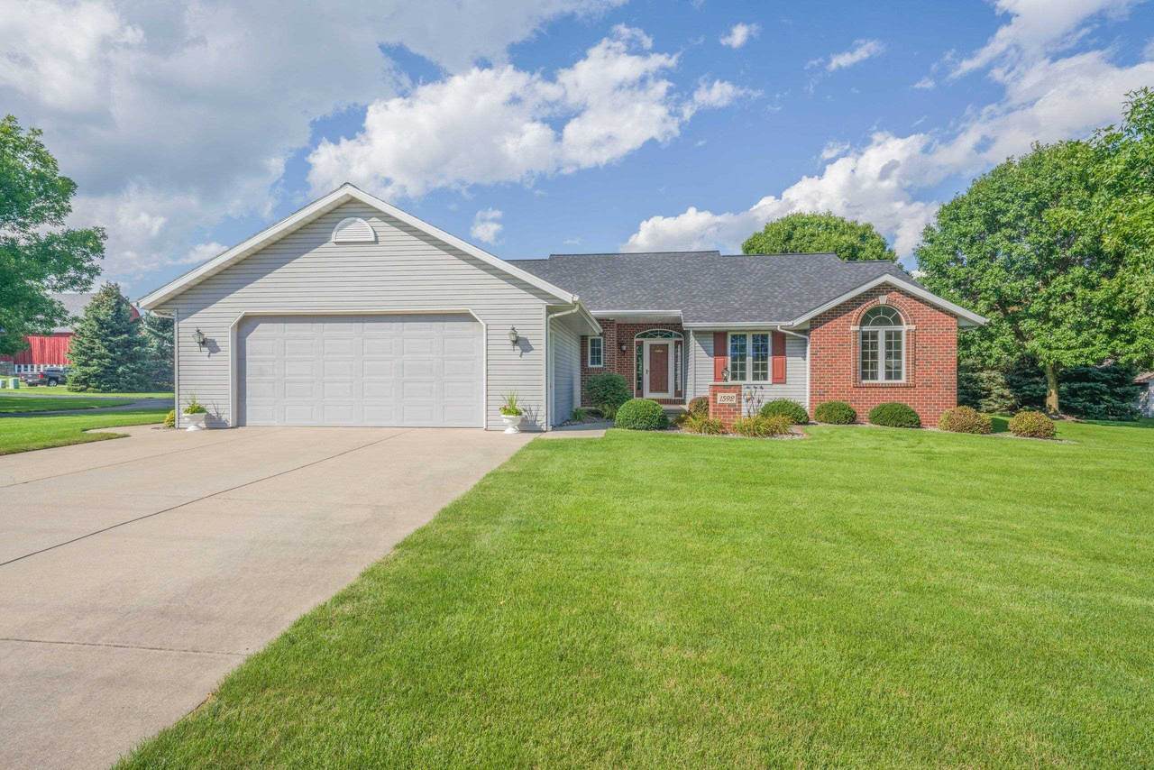 1592 Grant Street - Photo 1