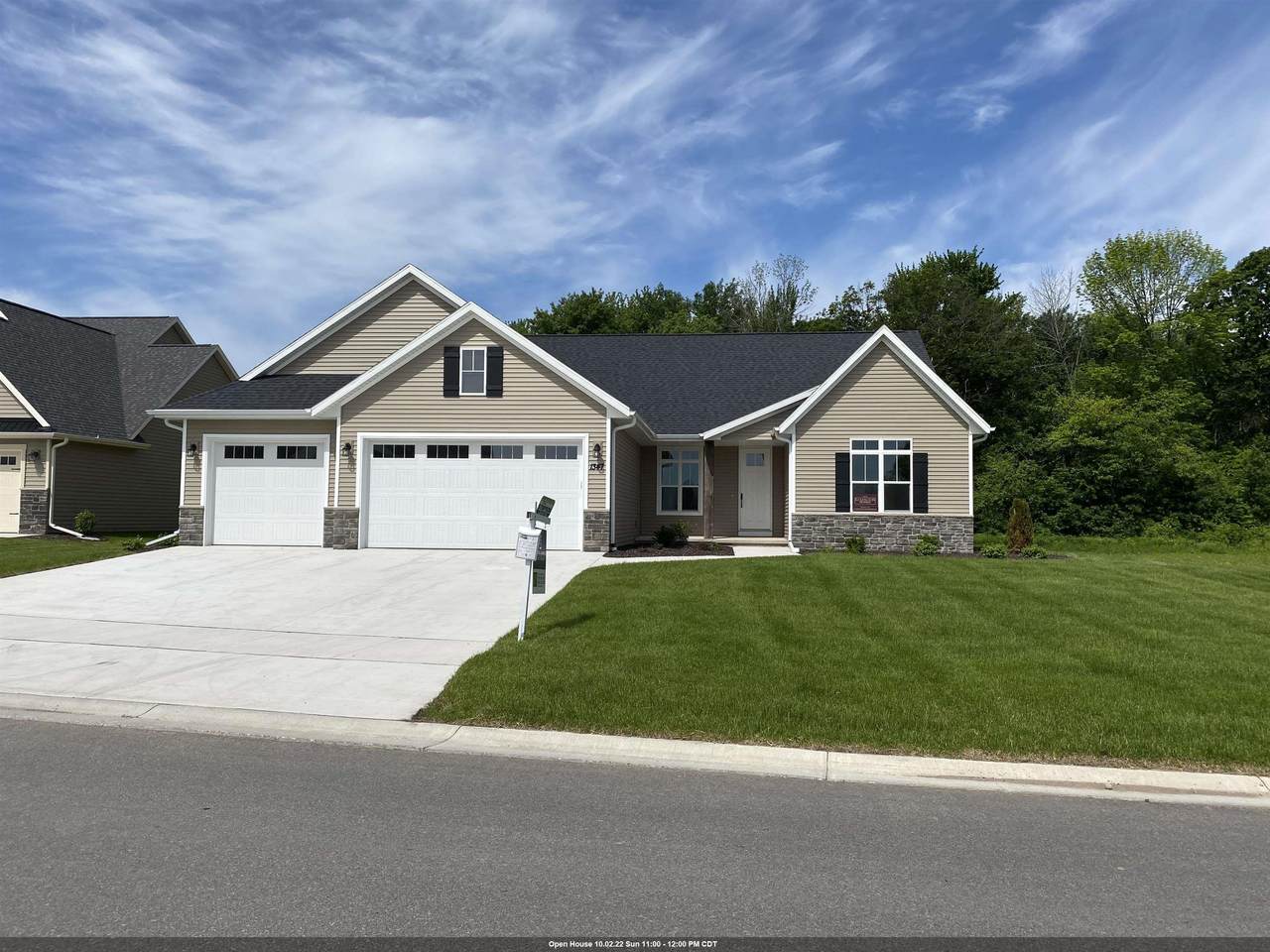 1347 Copilot Way - Photo 1