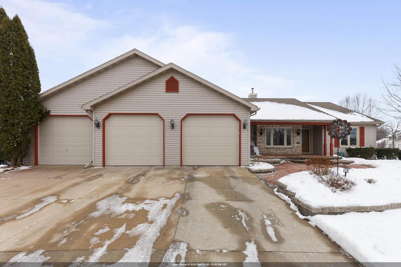 1709 Bayberry Street - Photo 1