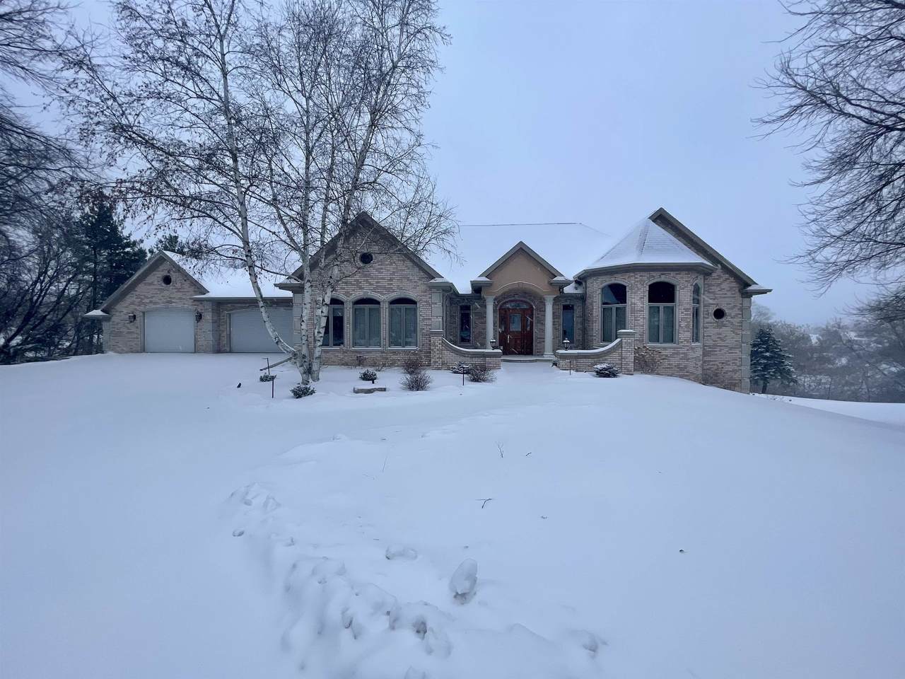 N5538 Glacier Court - Photo 1