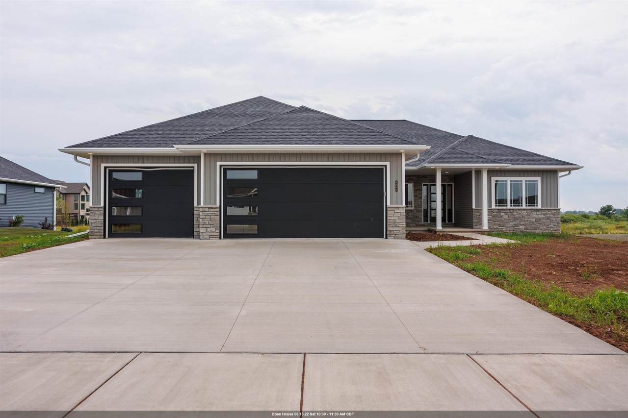 1903 Wizard Way - Photo 1