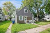 825 Dousman Street - Photo 2