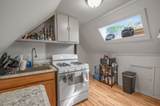 825 Dousman Street - Photo 18