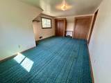 1181 Roscoe Street - Photo 15