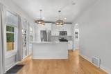 861 Bond Street - Photo 9