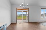 2553 Meyer Way - Photo 17