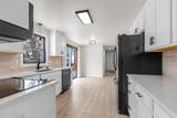 544 Somerset Drive - Photo 18