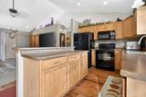 1037 Tracey Street - Photo 11