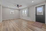 216 Plummer Avenue - Photo 7