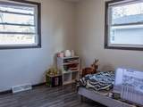 329 Green Bay Street - Photo 16