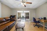 411 W Elm Street - Photo 4
