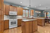 924 Pondview Court - Photo 3