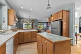 924 Pondview Court - Photo 4