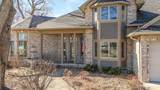 1051 Oakwood Road - Photo 3