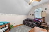 563 Clark Street - Photo 22
