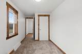 550 Barke Street - Photo 18