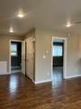 1747 Oakdale Avenue - Photo 16