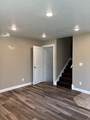 1747 Oakdale Avenue - Photo 40