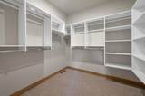 1629 Honeysuckle Circle - Photo 33