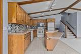 634 Walnut Place - Photo 15