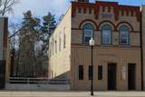 401 Main Street - Photo 2