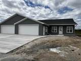 812 Lakeview Lane - Photo 1