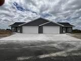 812 Lakeview Lane - Photo 3