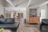 641 Walnut Place - Photo 10