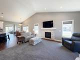 1362 Candlelight Lane - Photo 13