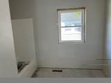 828 School Place - Photo 14