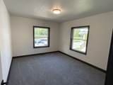 828 School Place - Photo 19