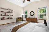 1717 Oak Hollow Lane - Photo 32