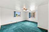 2380 Riverview Drive - Photo 31