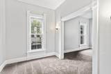 685 Franklin Street - Photo 17