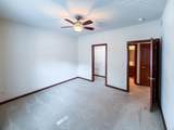 1636 Oak Hollow Lane - Photo 15