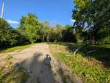912 Meadow Lane - Photo 3
