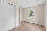 407 Hamburg Street - Photo 22