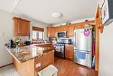711 Packer Avenue - Photo 3